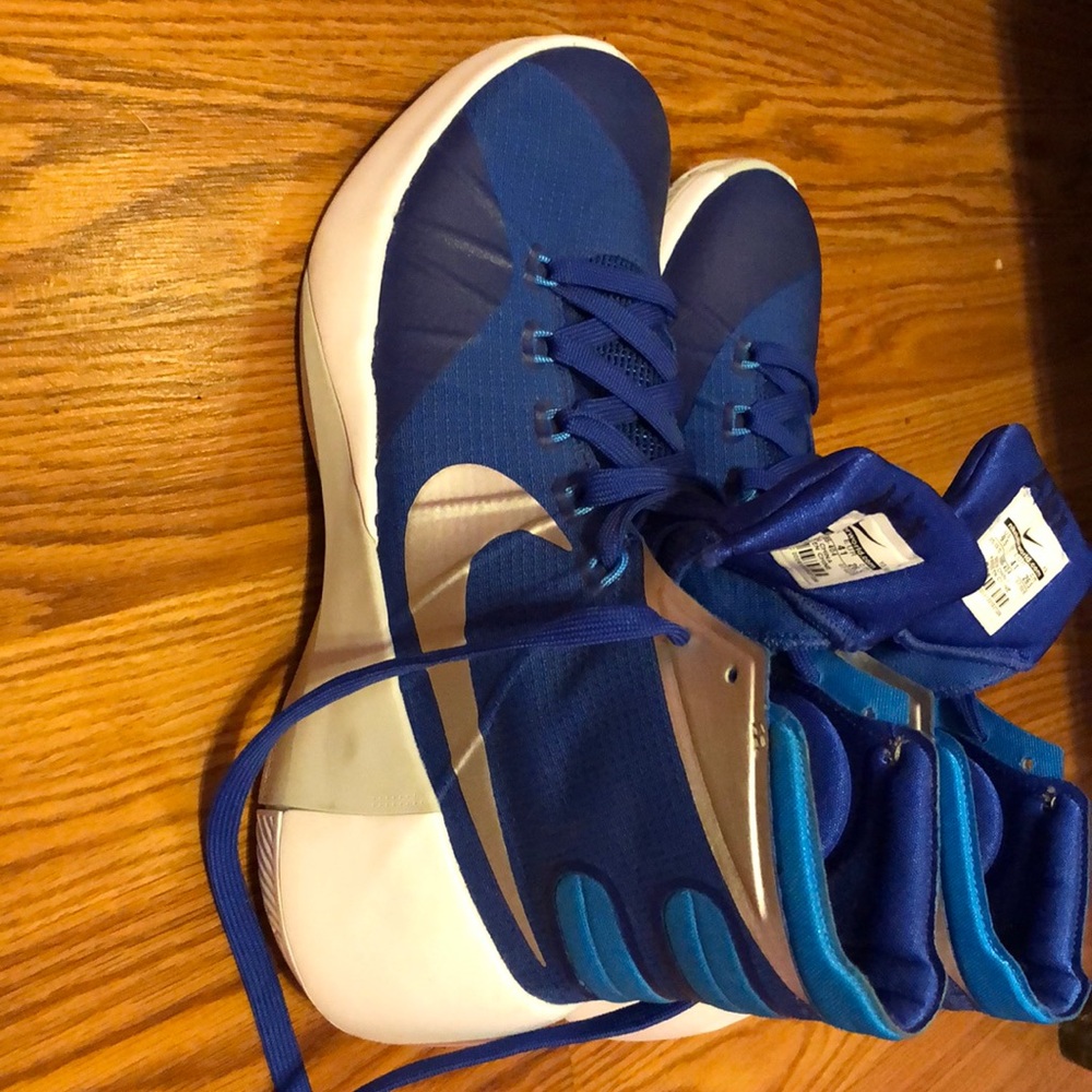 Hyper dunk Blue size 9.5